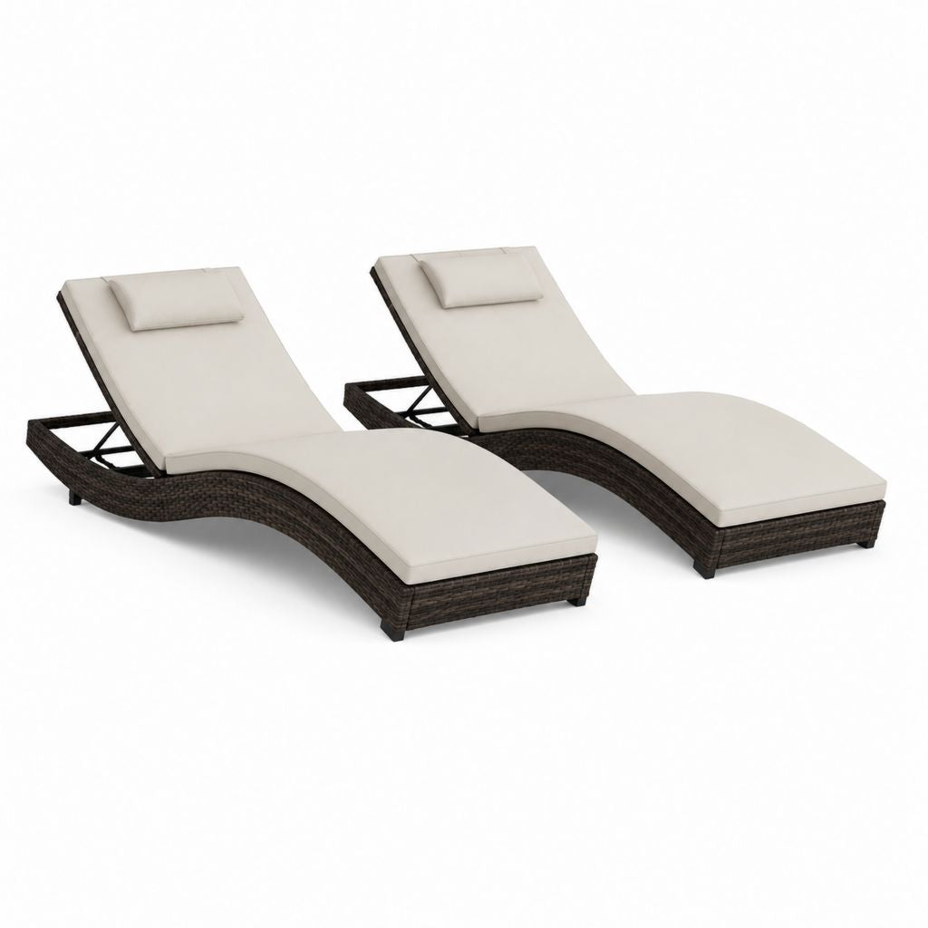 Lot de 2 bains de soleil inclinables marron en résine tressée avec coussins crème forme ondulée 200 x 65 x 70 cm